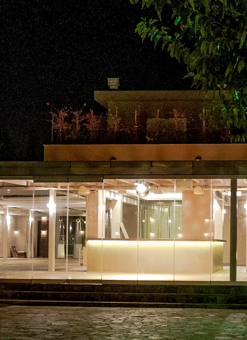Indoor reception hall
