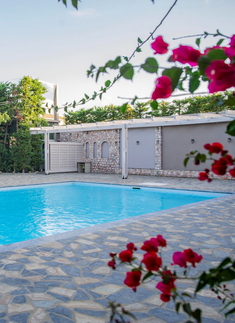 Pool of the wedding venue